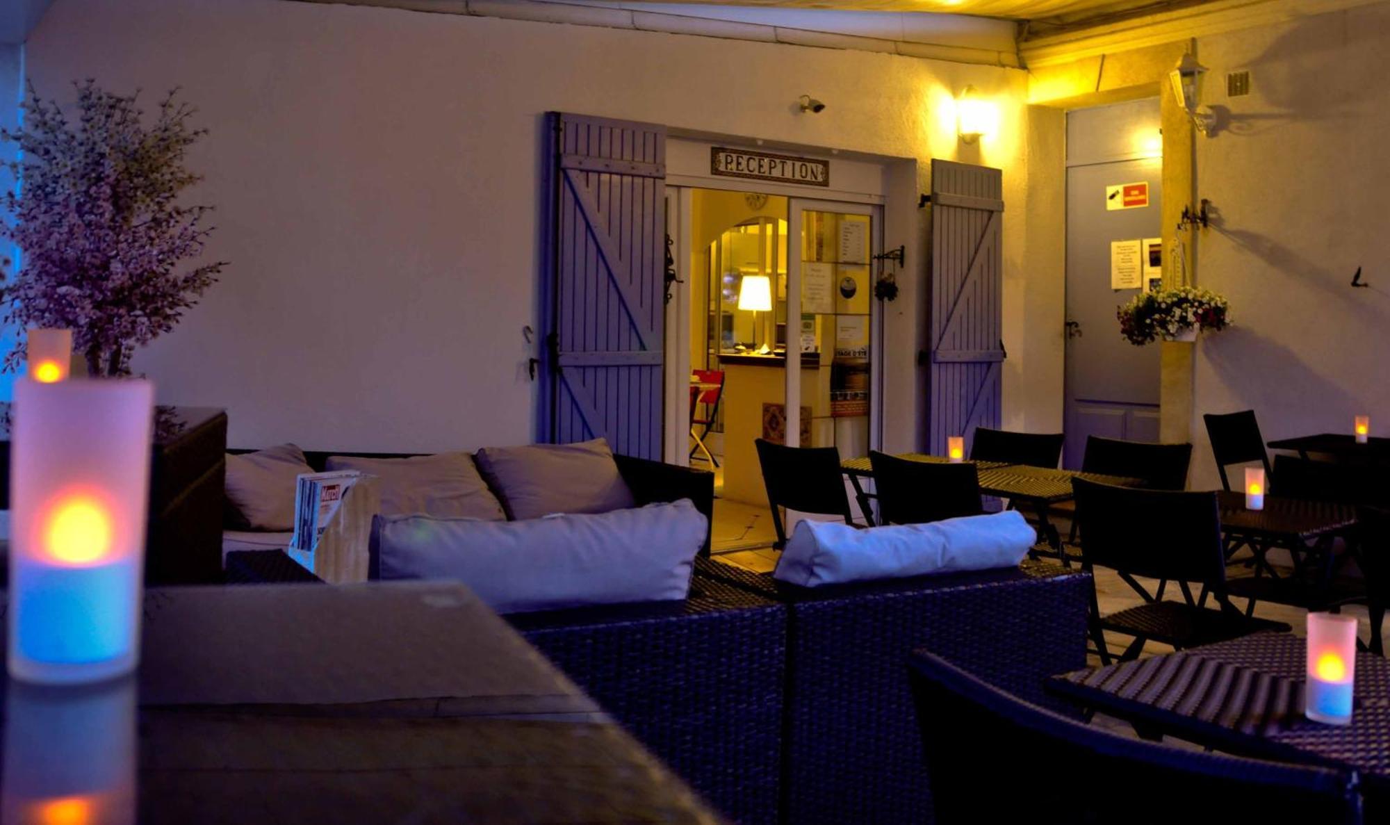 Hotel L'Escale Au Soleil แซงเตกูลฟ์ ภายนอก รูปภาพ