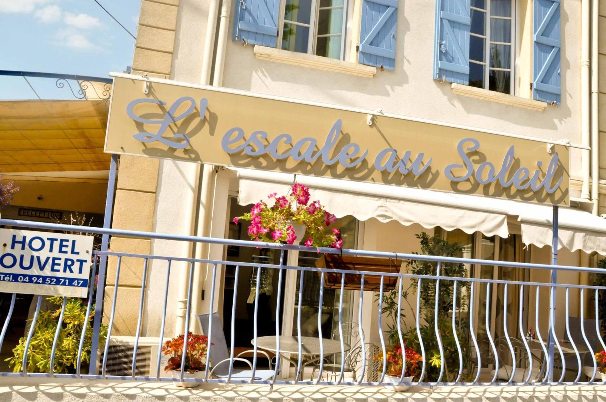 Hotel L'Escale Au Soleil แซงเตกูลฟ์ ภายนอก รูปภาพ